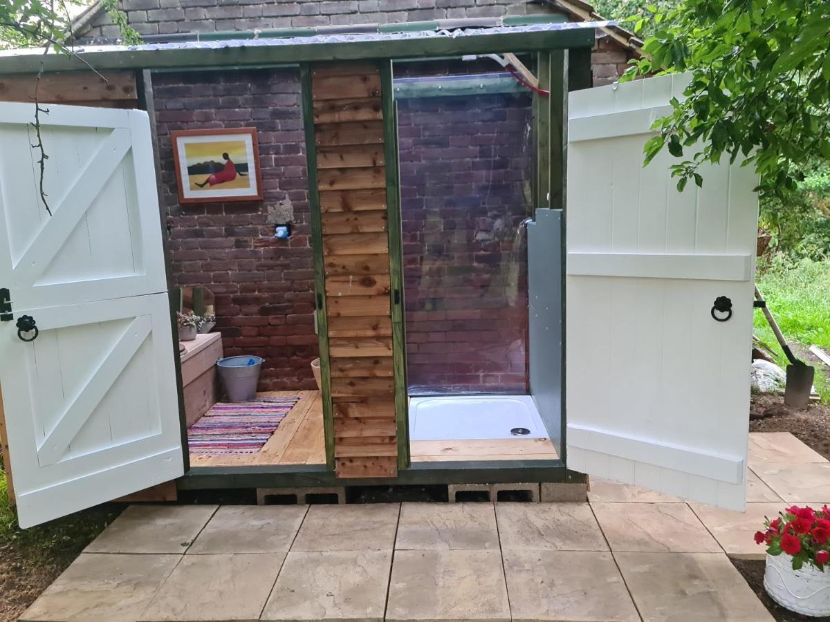 The Potting Shed Hotel Manuden Exterior foto